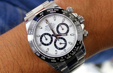 orologio rolex daytona falso|rolex daytona real or replica.